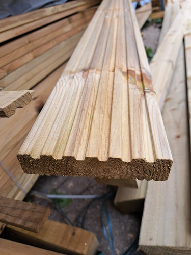 Decking Boards 120mm x 28mm Redwood-Eclipse Fencing